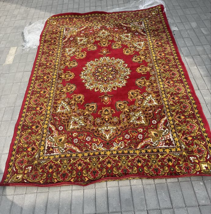 Продам ковер 2*3