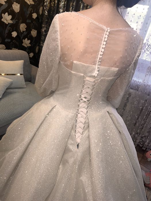 Шикарное свадебное платье