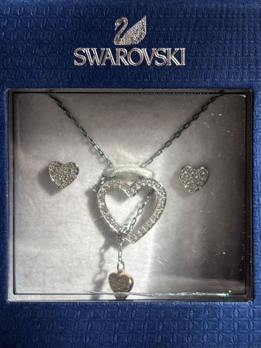 Оригинален комплект бижута, обеци и колие Swarovski