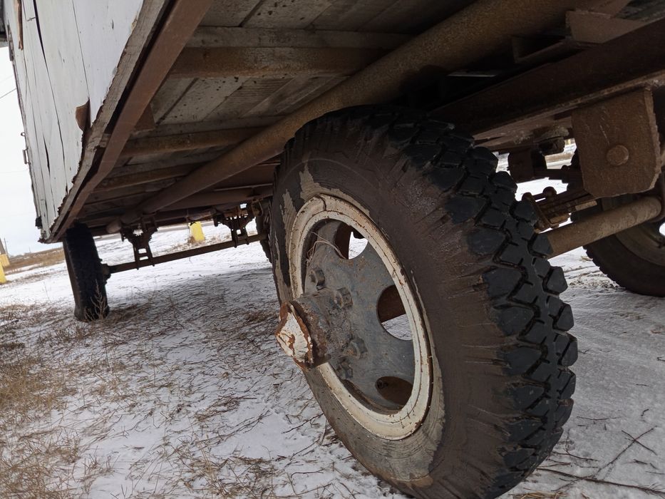 Вагон на голесах