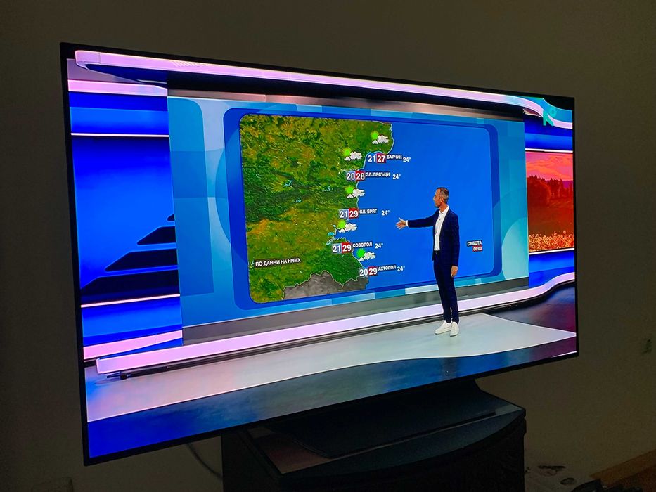 Телевизор LG  OLED 55 инча