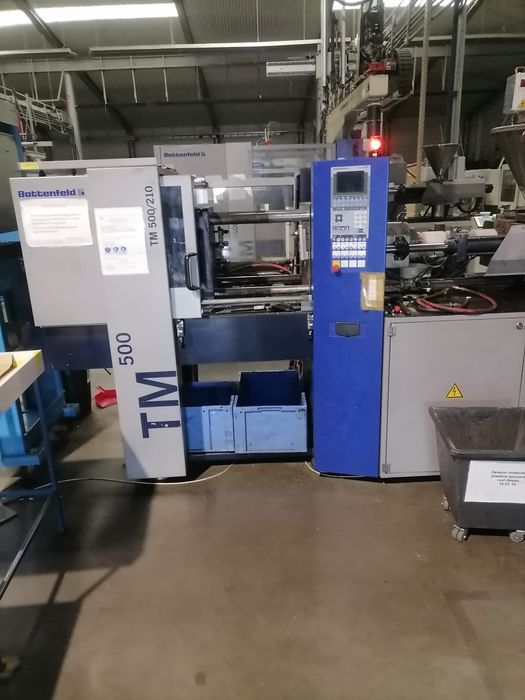 Vând utilaje injecție mase plastice – Battenfeld, Ferromatik, Demag