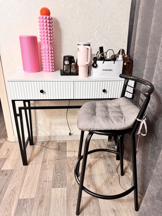 Консольный столик