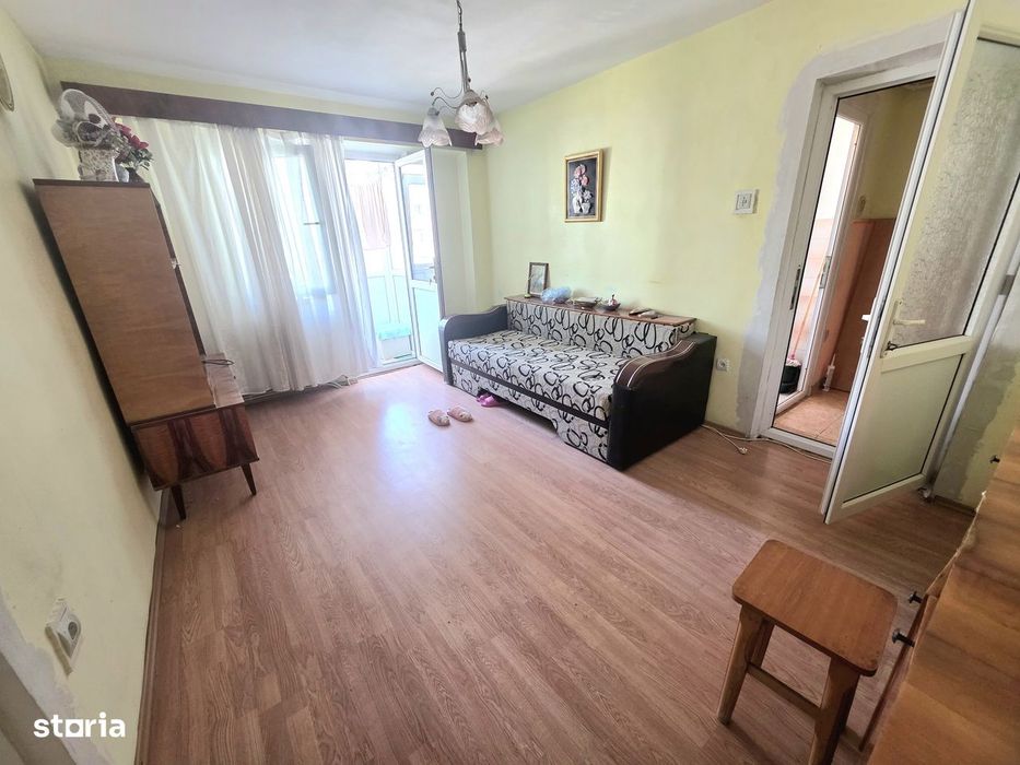 Apartament 3 camere Viziru 3,  sup 51 mp