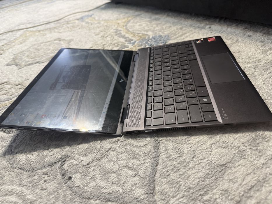Ноутбук-трансформер HP ENVY x360