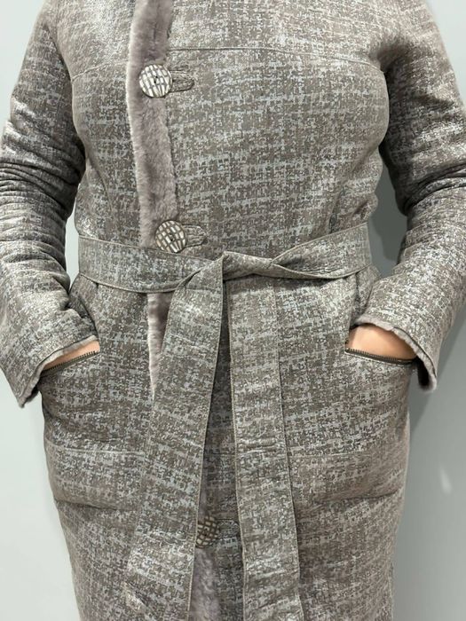 Продам женскую шубу