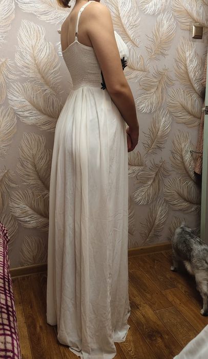 Платье белое в пол на высоких девушек