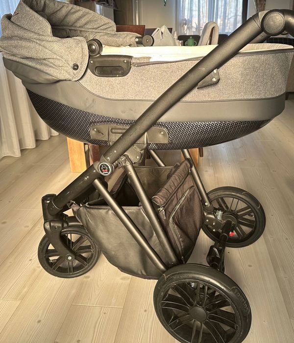 Carucior 3 in 1 Camarelo