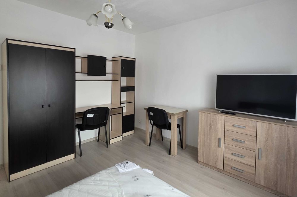 garsonieră de închiriat