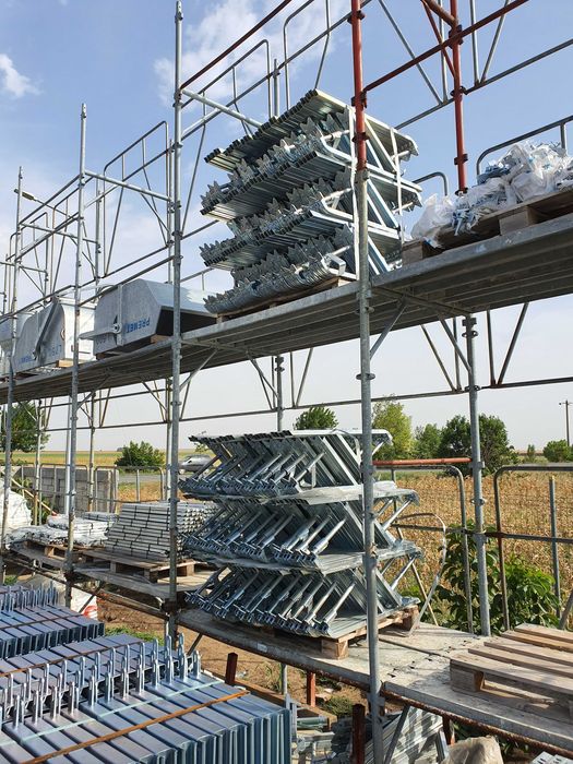 Trepied sustinere popi metalici