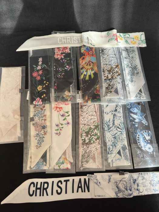 Шалчета на Dior за чанта