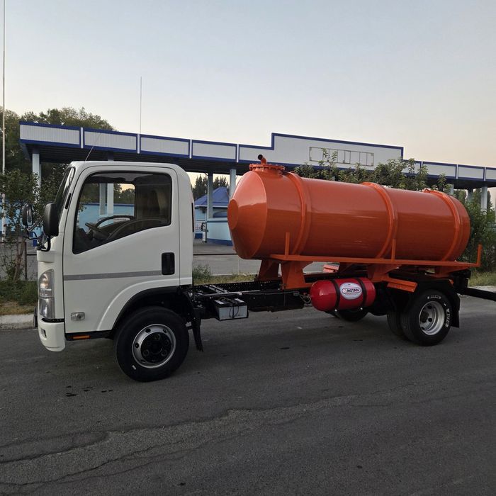 Isuzu assenizator gavnovoz sotiladi