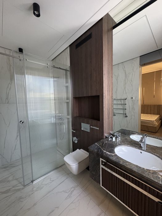 Продаётся Шикарный Hi-Tech дом.