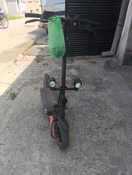 Тротинетка на ток 2000 w.