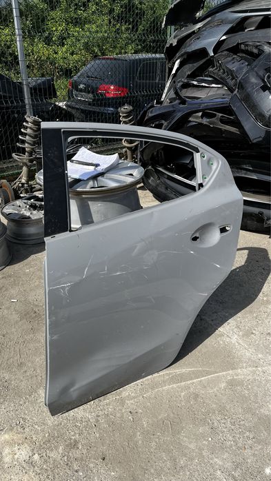 Дясна и лява врата Mazda 2 2014-