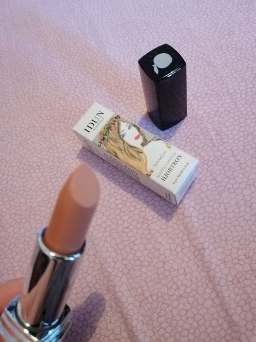 Ново Червило IDUN