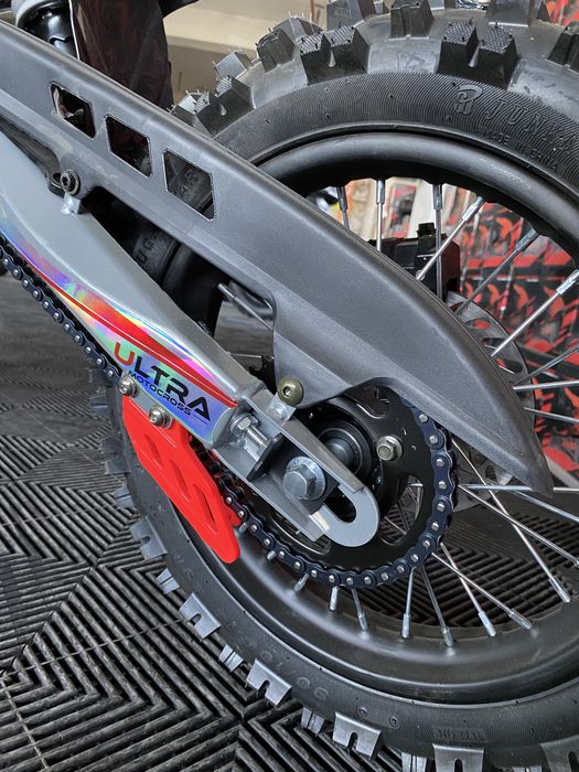Motocross dirtbike Ultra new design de 125cc nou cu garantie si livrare in toata tara