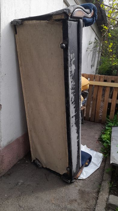 Отдам диван бесплатно