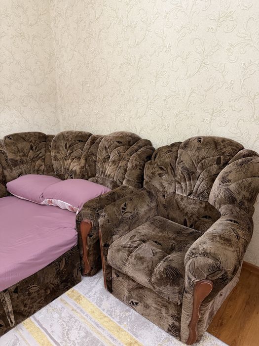 Большой угловой диван + кресло, раскладной
