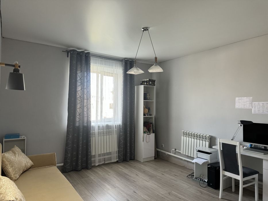 Продам 2-х этажный дом