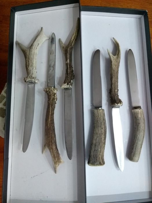 Cuțite vânătoare.