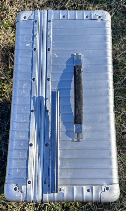 troler metalic aluminiu rimowa anii 30 cu 2 chei