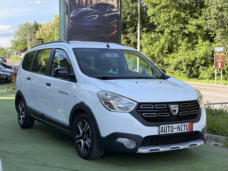 Dacia Lodgy 2021 si in Rate