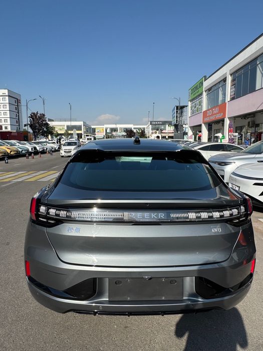 Zeekr 001 we 2024/06