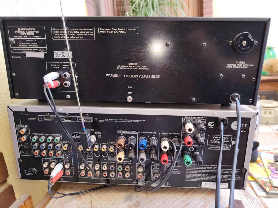 Casetofon deck și Amplificator tuner Onkyo
