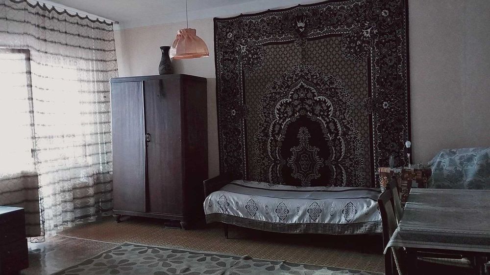 ПРОДАЁТСЯ 4/2/5 КВАРТИРА (выгодный вариант) в Мирабадском районе