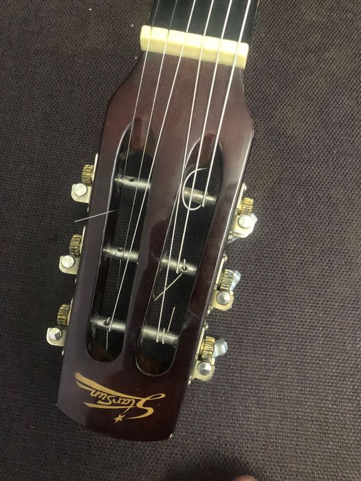 повседневная гитара