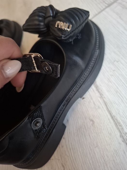 Официални детски обувки MIU MIU