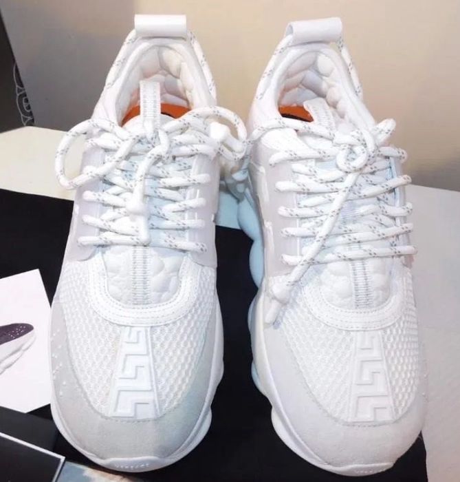 Versace chain reaction