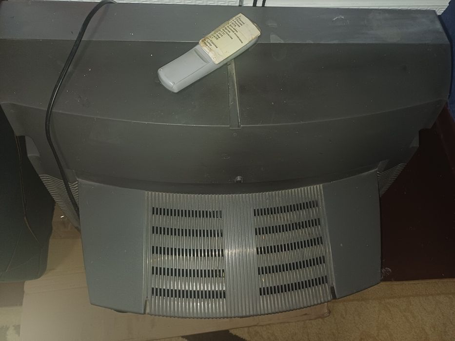 Телевизор с кинескопом Samsung