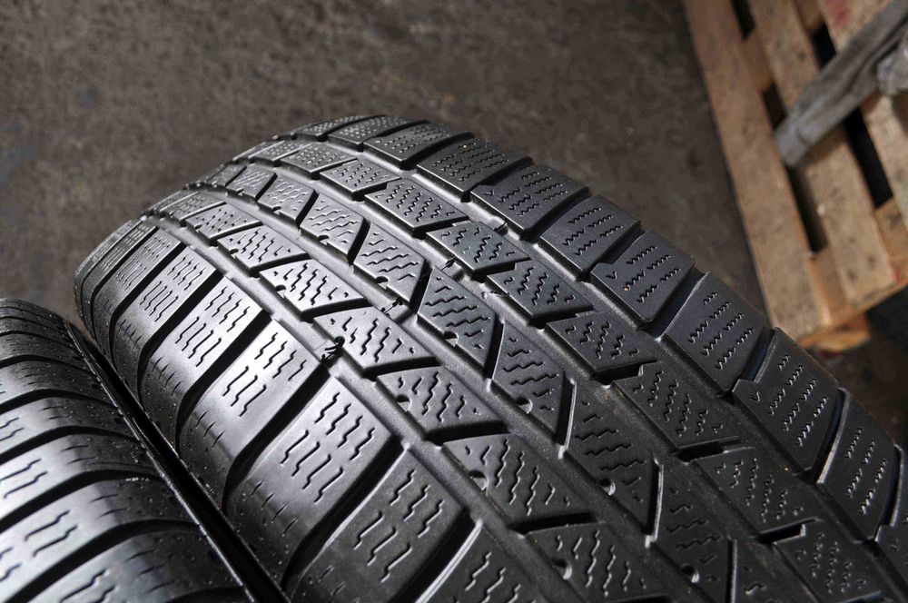 SET 2 Anvelope Iarna 235/65 R18 CONTINENTAL CrossContact 110H