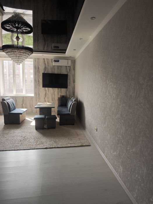 3 xonali yevro remont, barcha sharoitlarga ega uy arendaga beriladi.