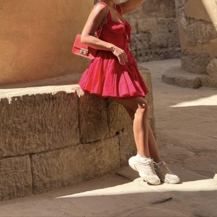 НОВА рокля с етикет