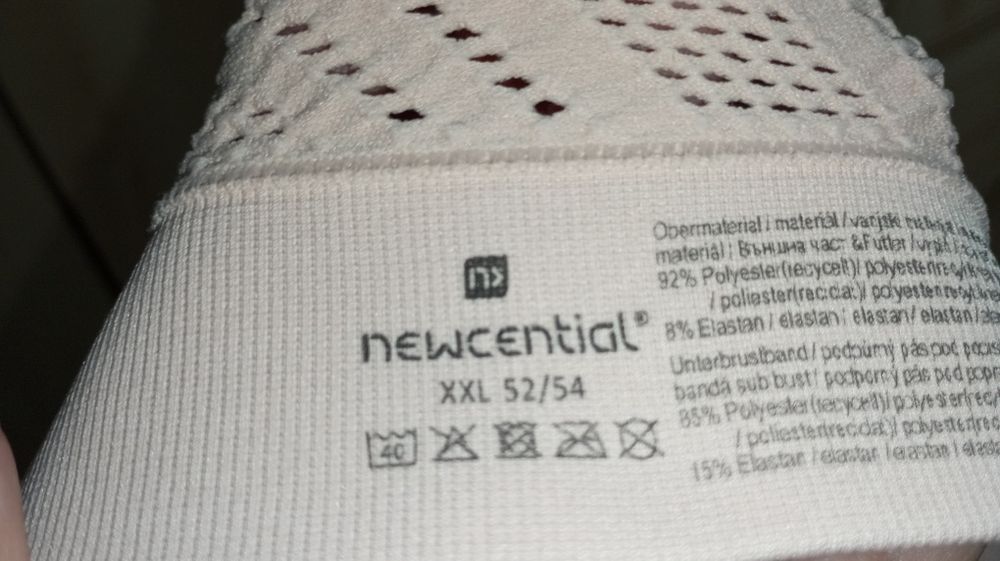 Bustiere Sport. 2 pereche.