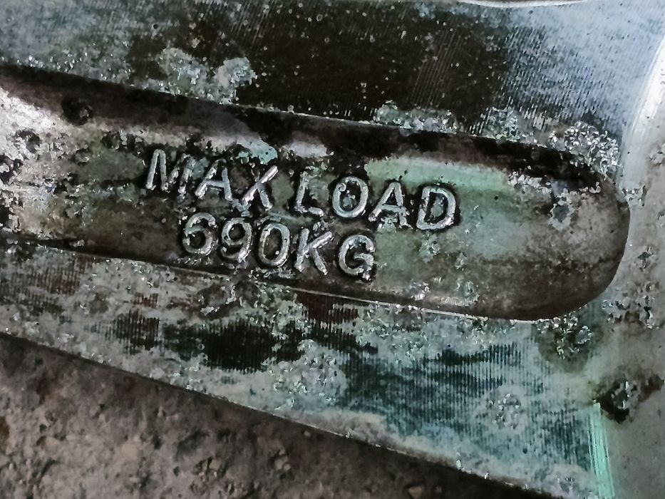 Продам Диски Хром R17