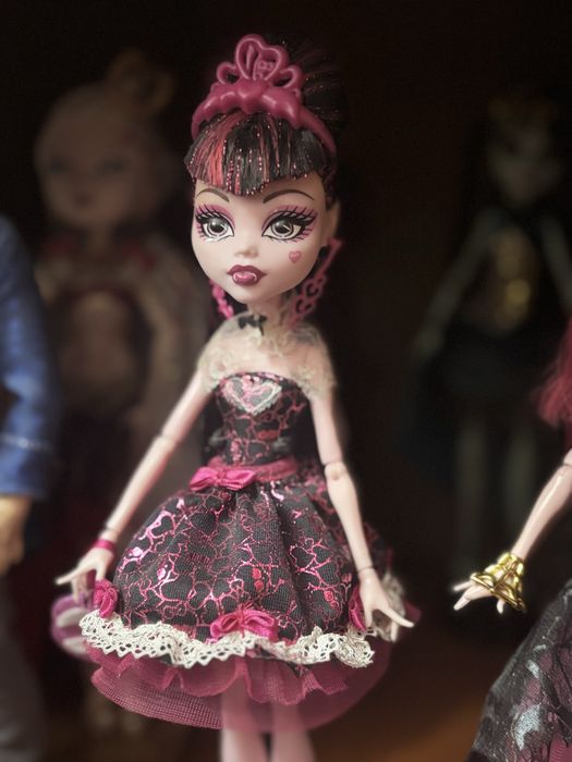 Дракулаура  Sweet 1600 Монстр хай