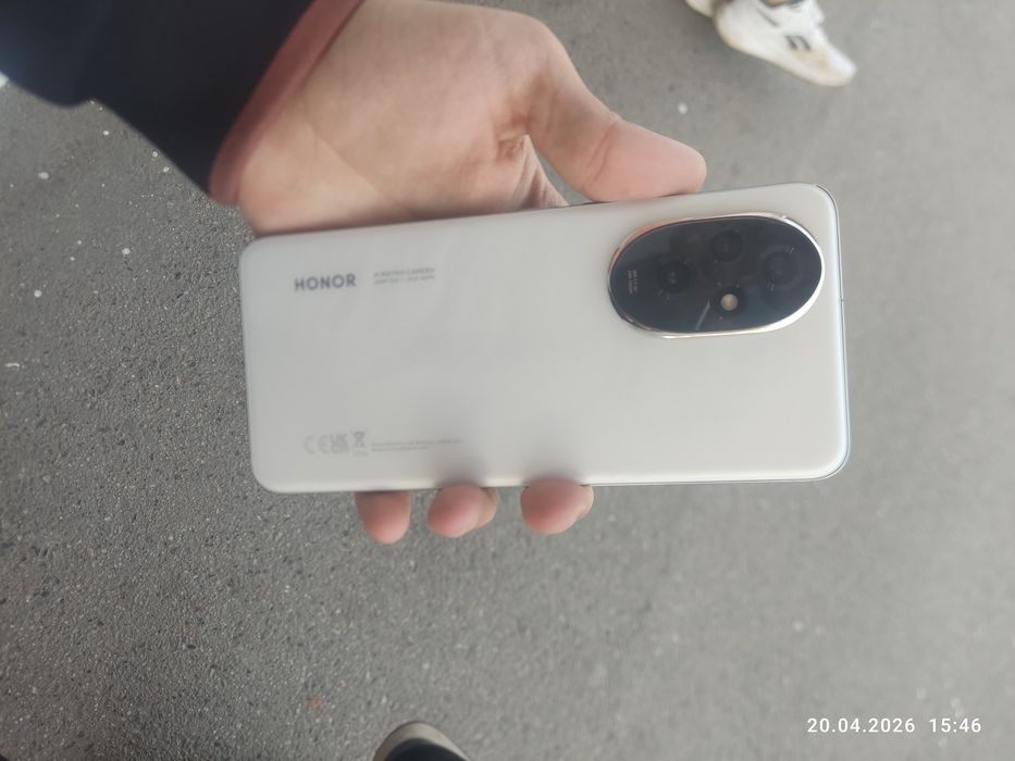 Хонор 200.        .