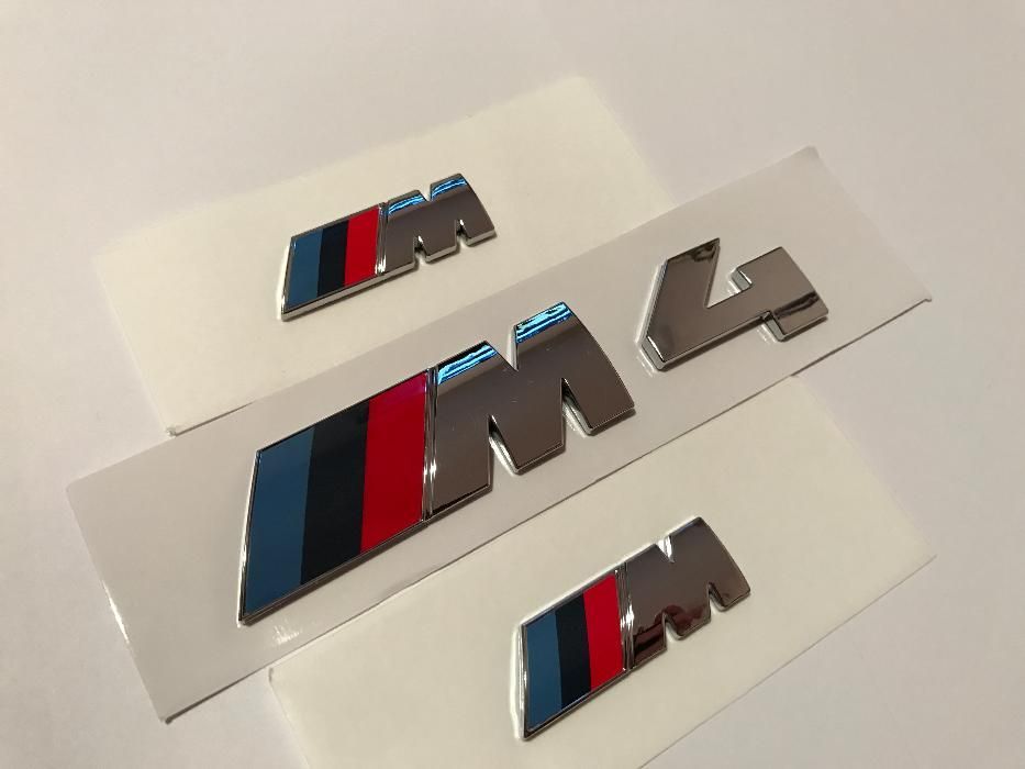Set Emblema BMW M4 aripi/spate abs crom