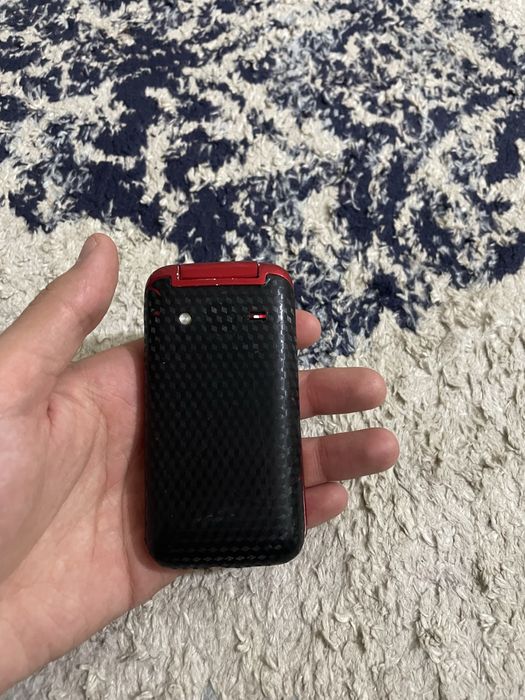 Техно кнопка телефон