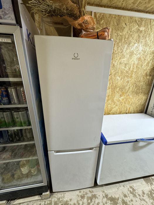 Холодильник жаксы жағдайда