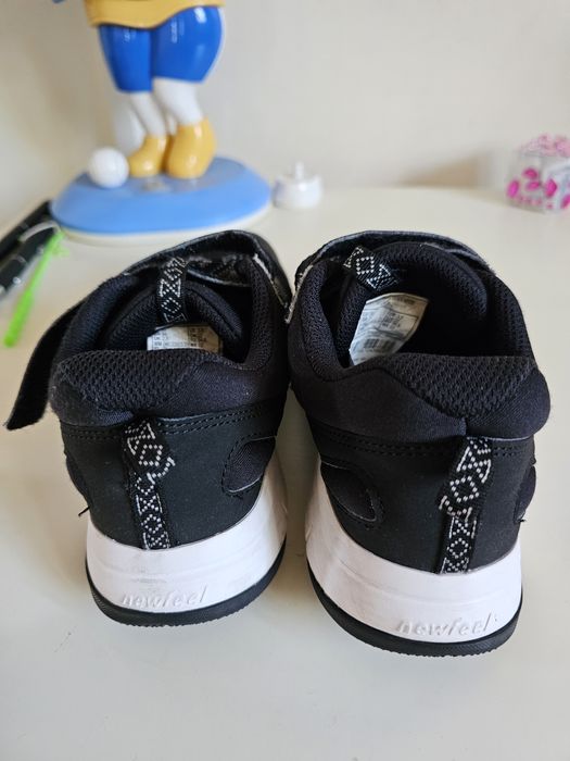 Adidas Newfeel marime 35 interior 21.6