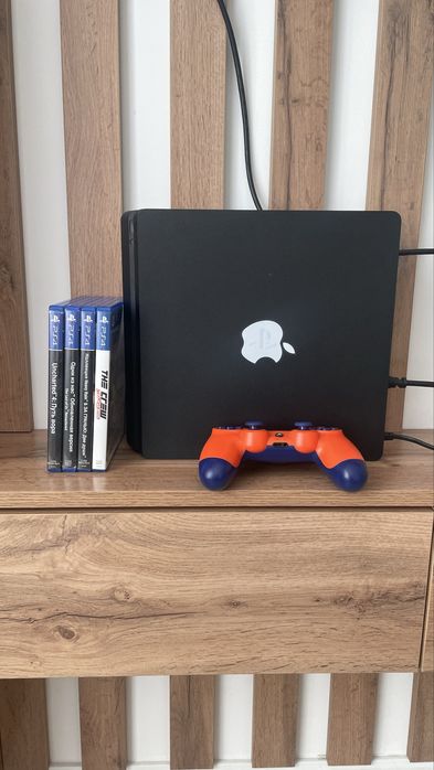 продам PS4 Slim 1 tb