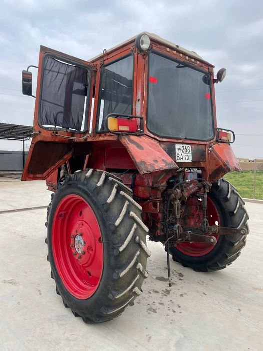 Traktor sotiladi 
Yili 1996 yublenniy 
Mtizi 80x
Mator karobka sastaya