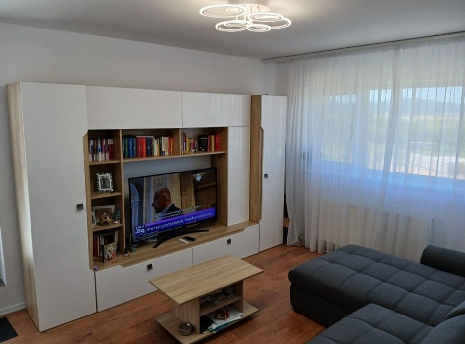 Ap.3 camere cu terasă 53mp