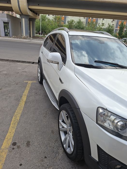 Срочно продаю каптиву 3