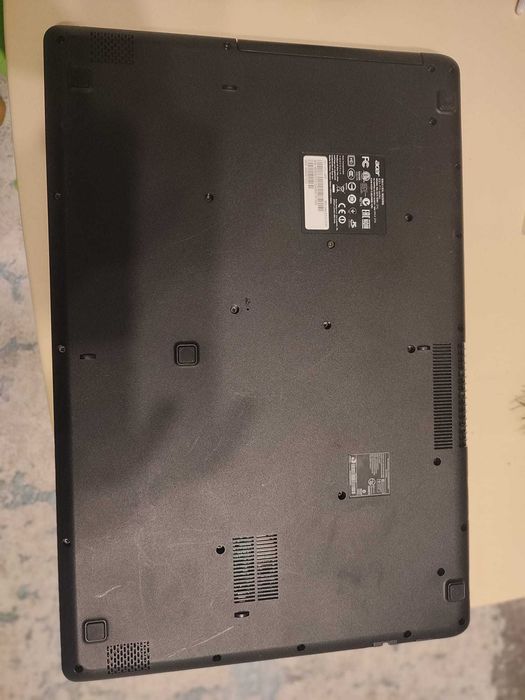 Laptop Acer Aspire 17.3" Intel N2940